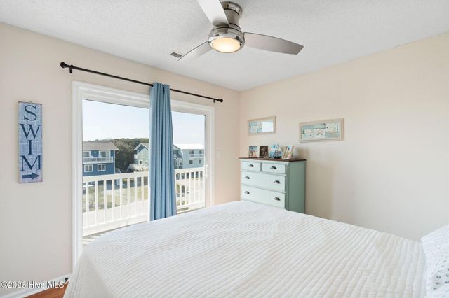 218 Oyster Lane, N Topsail Beach, NC 28460