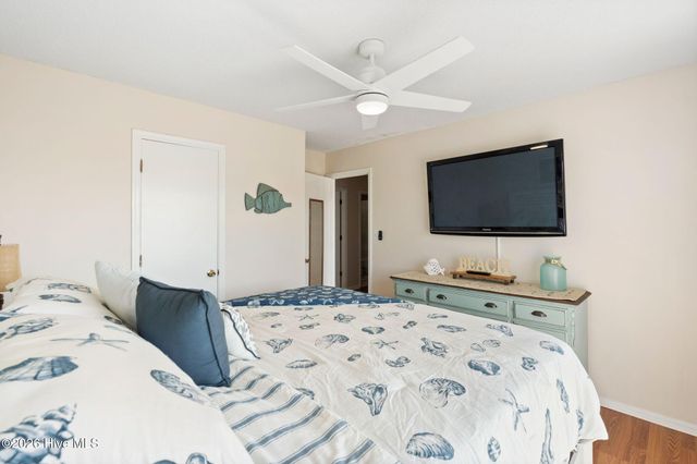 218 Oyster Lane, N Topsail Beach, NC 28460