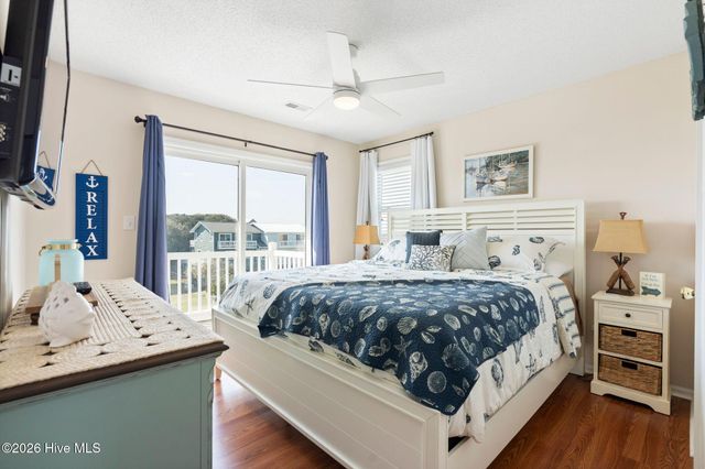 218 Oyster Lane, N Topsail Beach, NC 28460