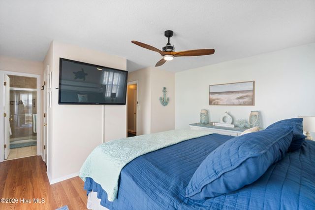 218 Oyster Lane, N Topsail Beach, NC 28460