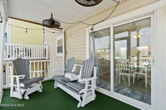 218 Oyster Lane, N Topsail Beach, NC 28460
