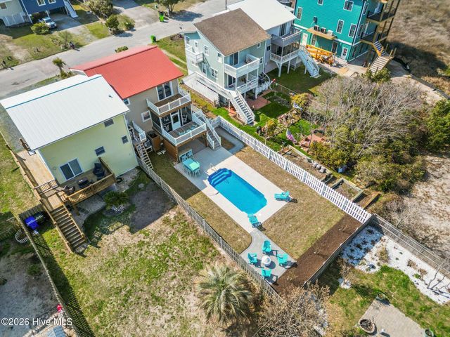 218 Oyster Lane, N Topsail Beach, NC 28460