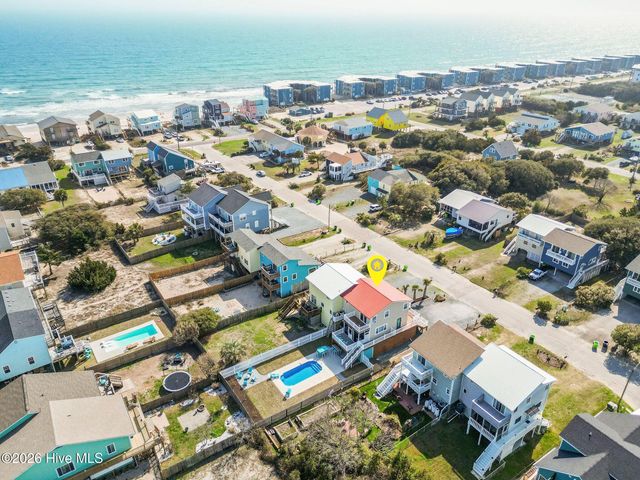 218 Oyster Lane, N Topsail Beach, NC 28460