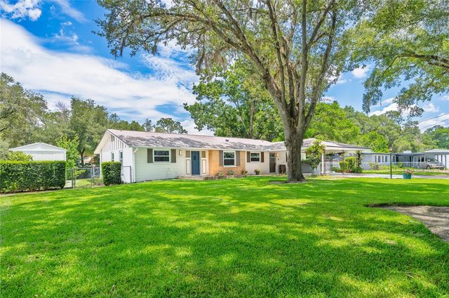 405 OAKHURST STREET, Altamonte Springs, FL 32701