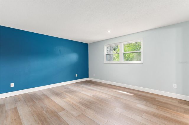 405 OAKHURST STREET, Altamonte Springs, FL 32701