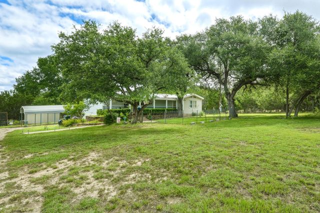 200 Autumn Ridge DR, Liberty Hill, TX 78642