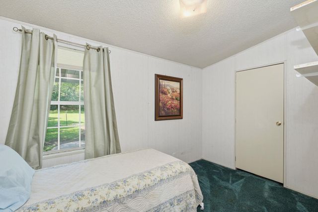 200 Autumn Ridge DR, Liberty Hill, TX 78642