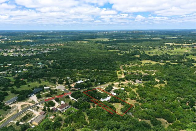 200 Autumn Ridge DR, Liberty Hill, TX 78642