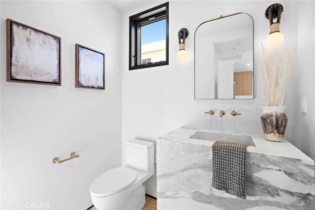 612 Begonia 1/2, Corona Del Mar, CA 92625