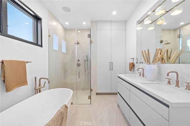 612 Begonia 1/2, Corona Del Mar, CA 92625