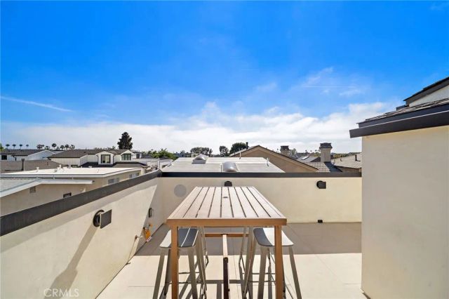 612 Begonia 1/2, Corona Del Mar, CA 92625