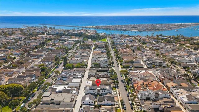 612 Begonia 1/2, Corona Del Mar, CA 92625