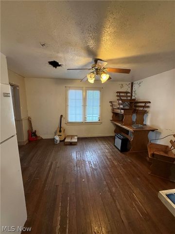 136 Ferris Avenue, Chardon, OH 44024