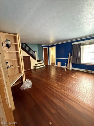 136 Ferris Avenue, Chardon, OH 44024