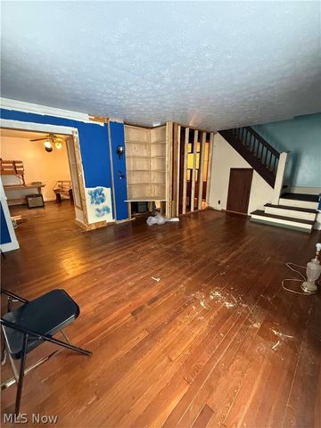 136 Ferris Avenue, Chardon, OH 44024