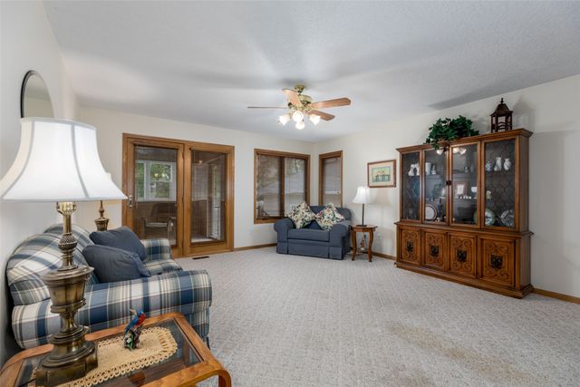 1412 Court Street, Adel, IA 50003