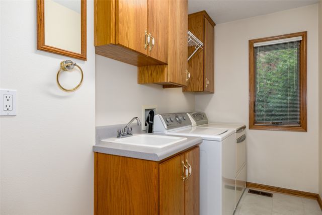 1412 Court Street, Adel, IA 50003