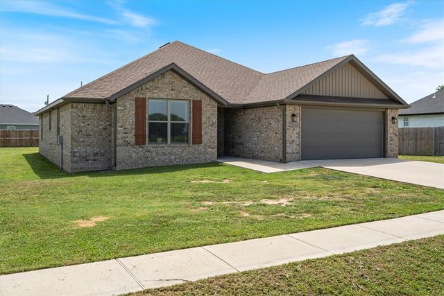 1516 Taylor Orchard Road, Gentry, AR 72734