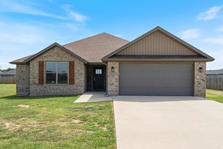1516 Taylor Orchard Road, Gentry, AR 72734