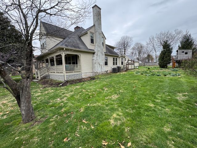 339 Maple Avenue, Danville, KY 40422