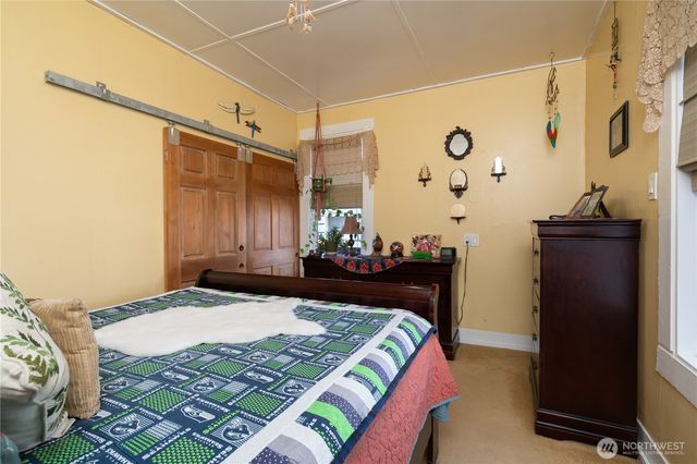 18447 W Lincoln Street, Mount Vernon, WA 98273