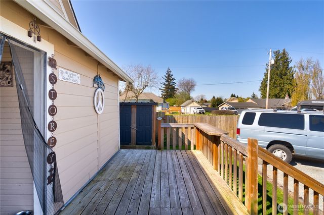 18447 W Lincoln Street, Mount Vernon, WA 98273