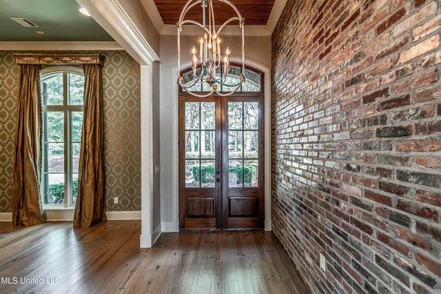 111 Johnstone Drive, Madison, MS 39110