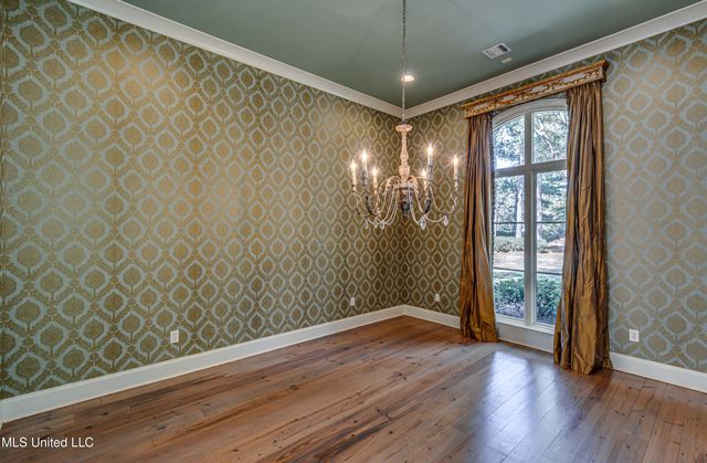 111 Johnstone Drive, Madison, MS 39110
