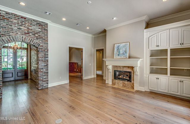 111 Johnstone Drive, Madison, MS 39110