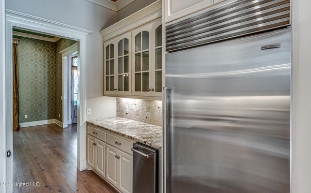 111 Johnstone Drive, Madison, MS 39110