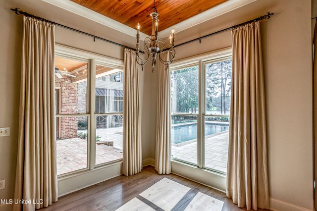 111 Johnstone Drive, Madison, MS 39110