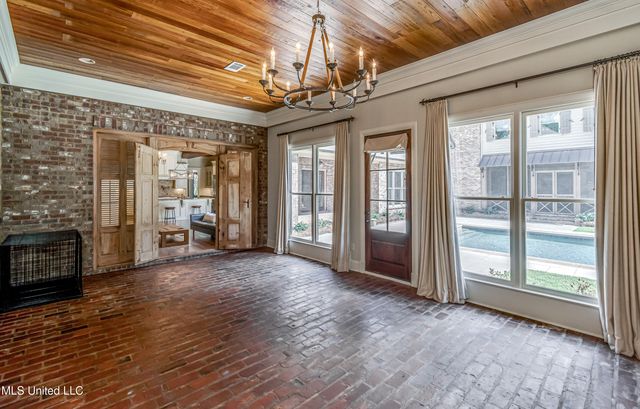 111 Johnstone Drive, Madison, MS 39110