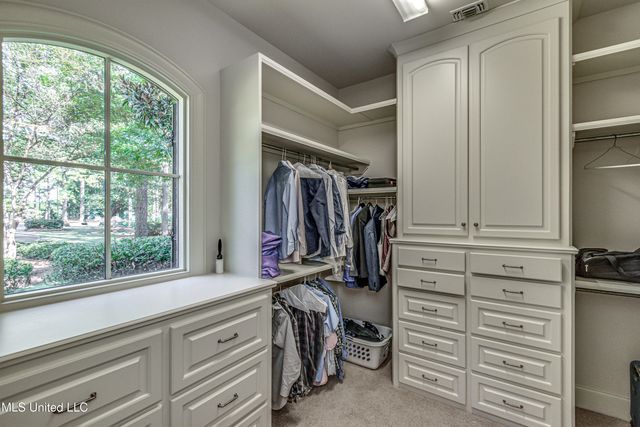 111 Johnstone Drive, Madison, MS 39110