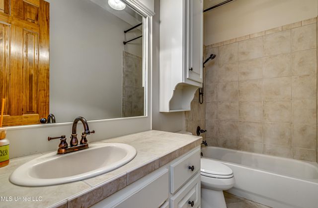 111 Johnstone Drive, Madison, MS 39110
