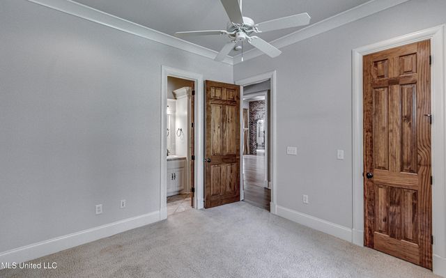 111 Johnstone Drive, Madison, MS 39110