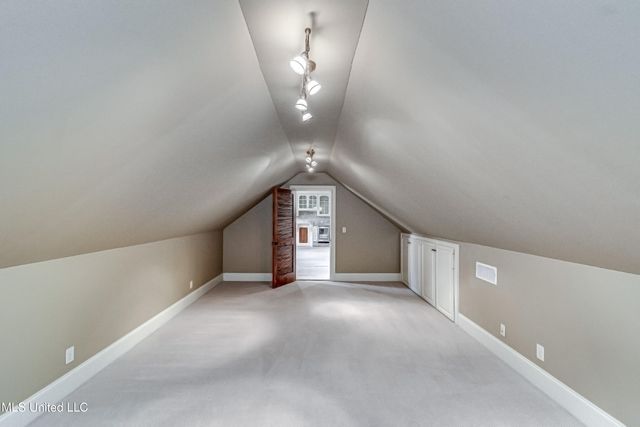 111 Johnstone Drive, Madison, MS 39110