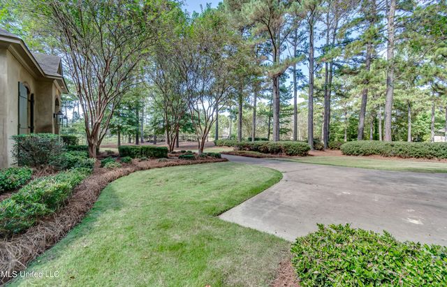 111 Johnstone Drive, Madison, MS 39110