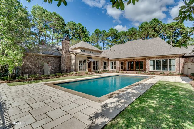 111 Johnstone Drive, Madison, MS 39110