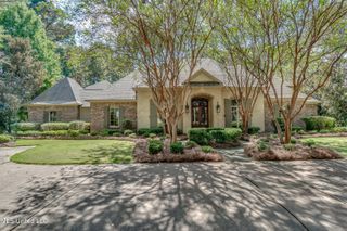 111 Johnstone Drive, Madison, MS 39110