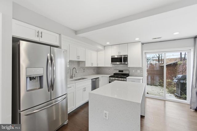 409 36TH ST NE, Washington, DC 20019