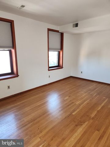 746 SOUTH ST, Philadelphia, PA 19147