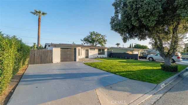 1834 E Holly Oak, West Covina, CA 91791
