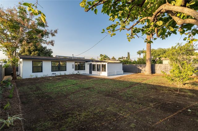 1834 E Holly Oak, West Covina, CA 91791