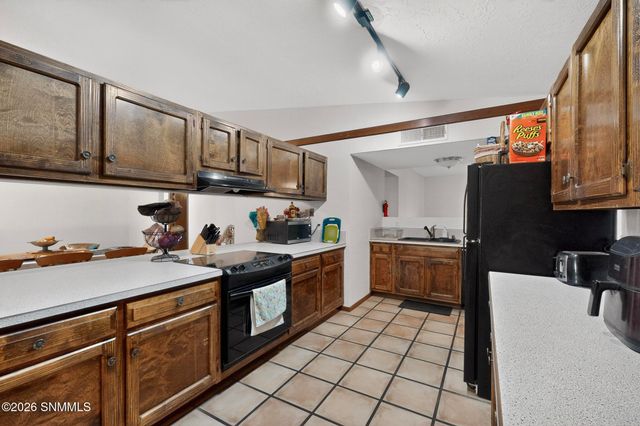 4136 E Winchester Road, Las Cruces, NM 88011