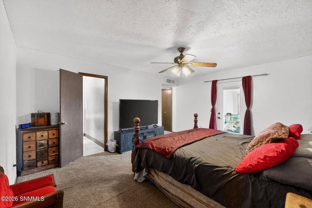 4136 E Winchester Road, Las Cruces, NM 88011