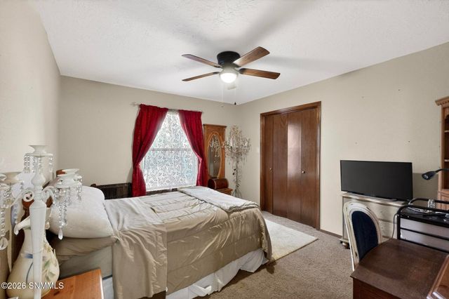 4136 E Winchester Road, Las Cruces, NM 88011