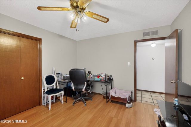 4136 E Winchester Road, Las Cruces, NM 88011