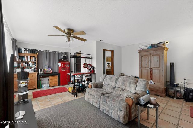 4136 E Winchester Road, Las Cruces, NM 88011