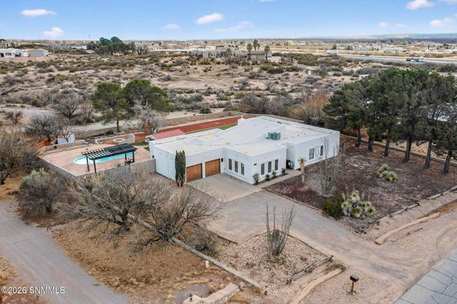 4136 E Winchester Road, Las Cruces, NM 88011