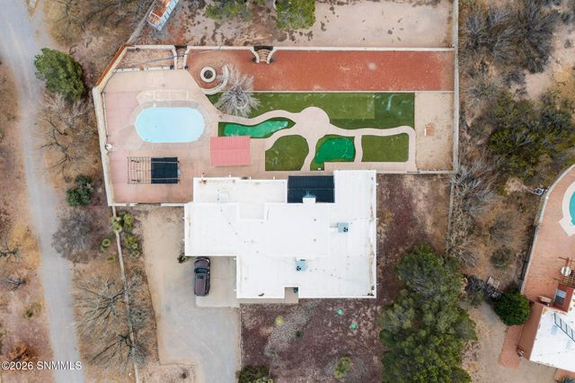 4136 E Winchester Road, Las Cruces, NM 88011